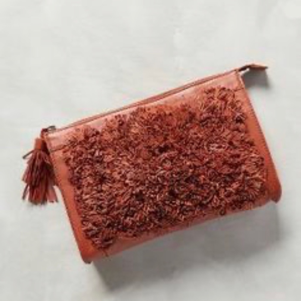HOLDING HORSES Leather Urchin Pouch